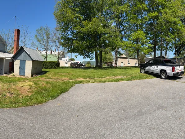 507 W Main St #B, Middletown, MD 21769