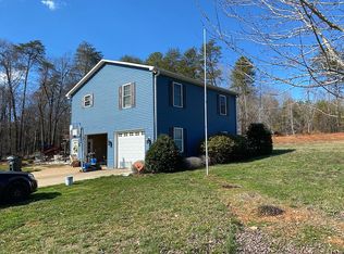 3711 Earls Bridge Rd, Easley, SC 29640