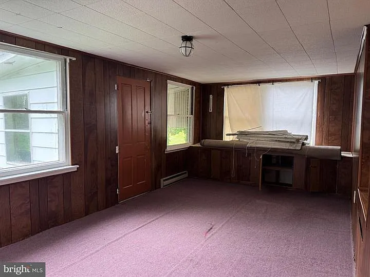 1123 Shepherdstown Rd — Photo 16