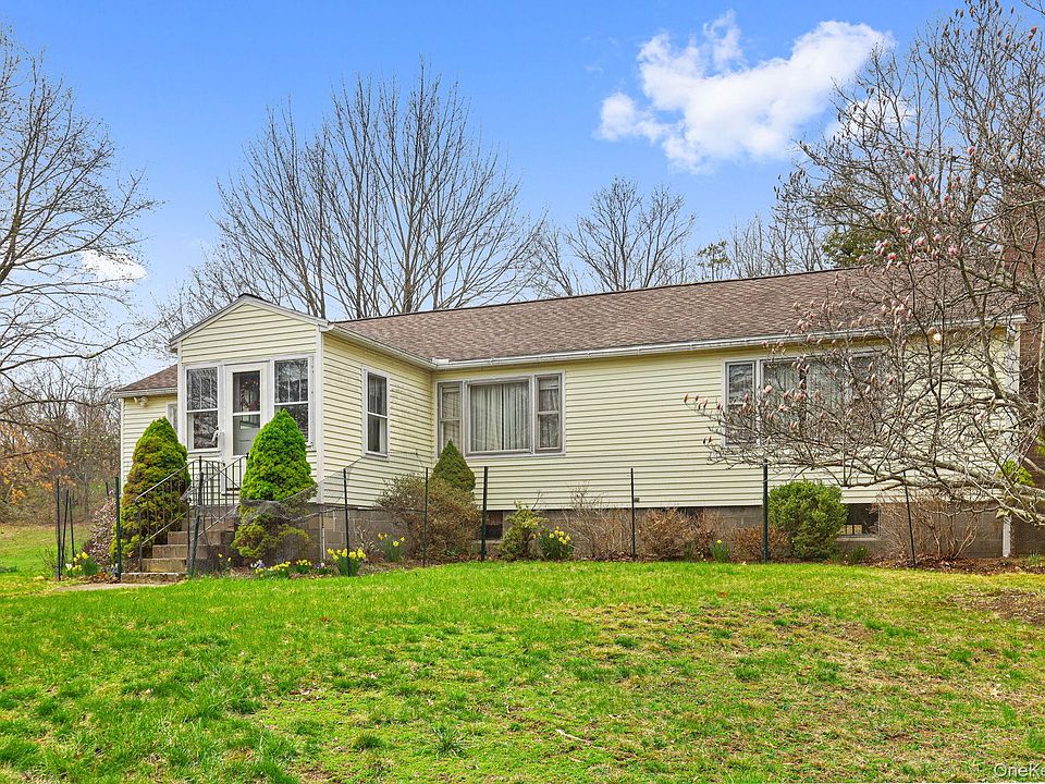 1st image of 770 Gahbauer Road