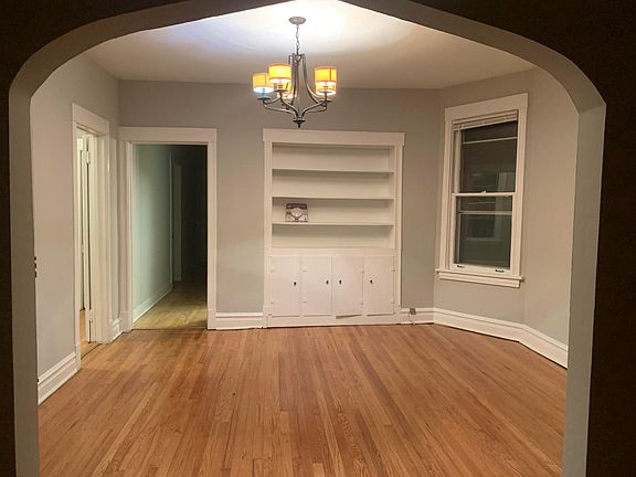 3rd image of 3629 N Albany Ave #2