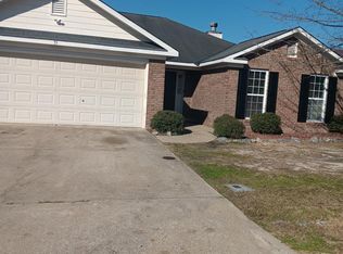 35 Brentwood Dr, Phenix City, AL 36869