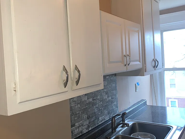 67 Bellevue Ave #3 — Photo 8