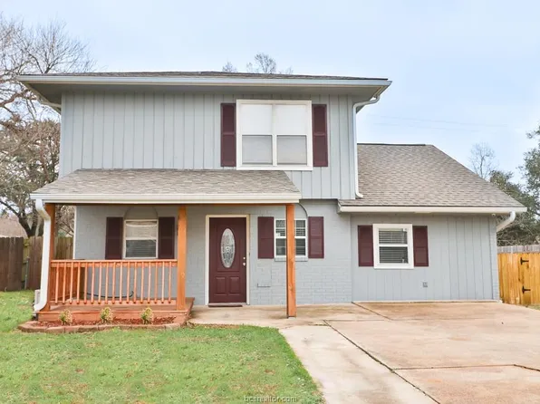 1313 Garden Ln, Bryan, TX 77802