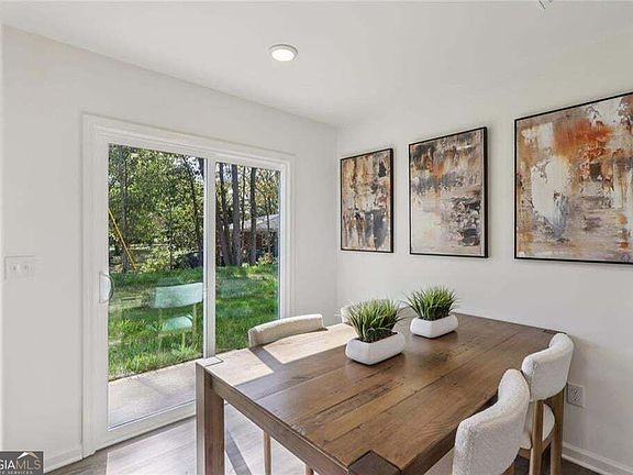4th image of 109 Katy Dr