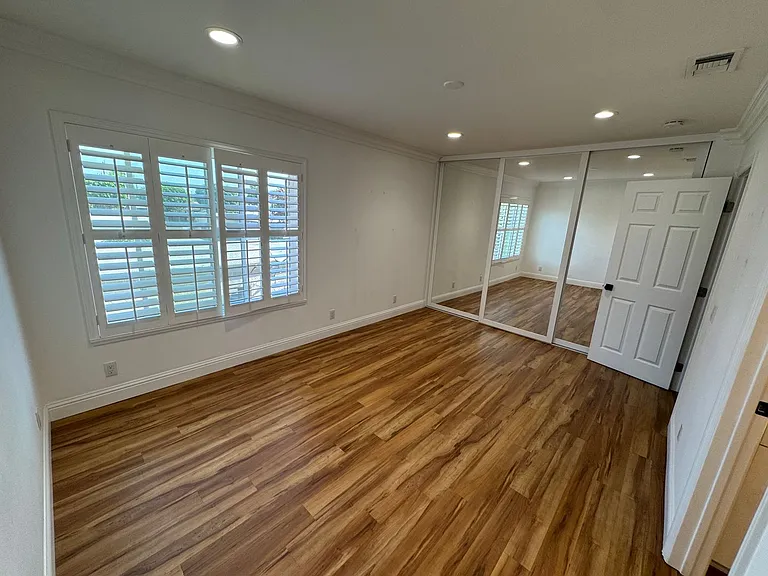 10818 Rexbon Ct — Photo 11
