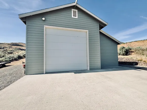 45720 Geostar Dr N, Grand Coulee, WA 99133