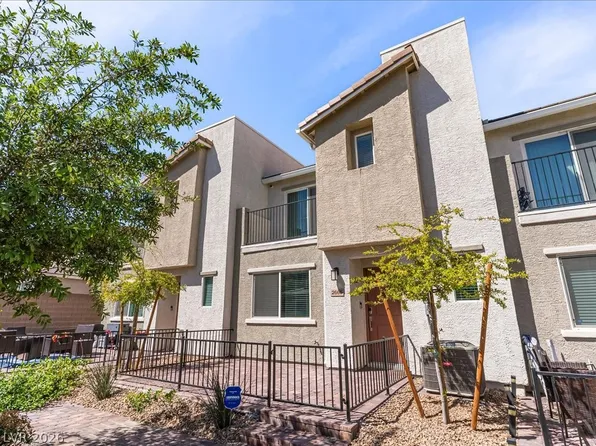 2665 Scorch Red Ct, North Las Vegas, NV 89086