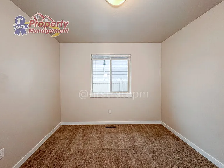 12036 W Ardyce St — Photo 16