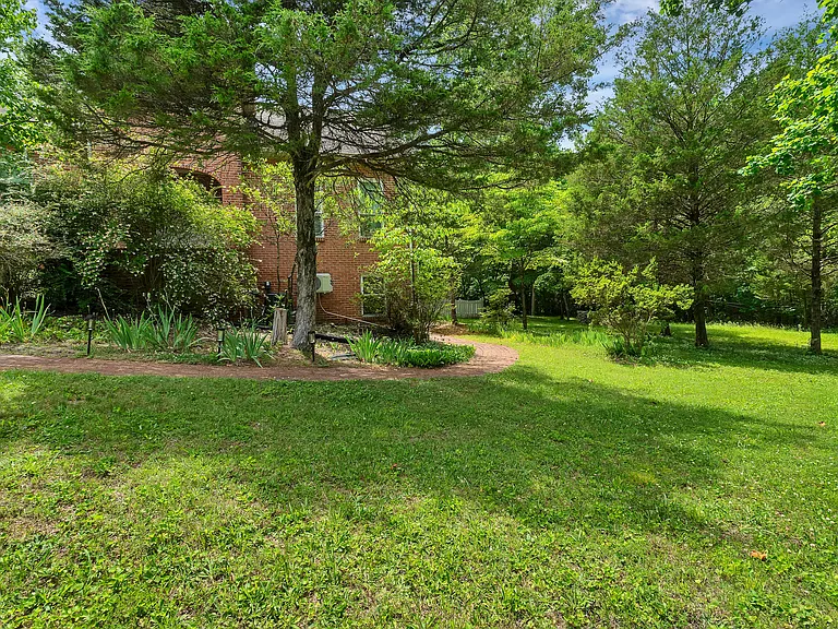 201 S Hobbs Rd #1B — Photo 17