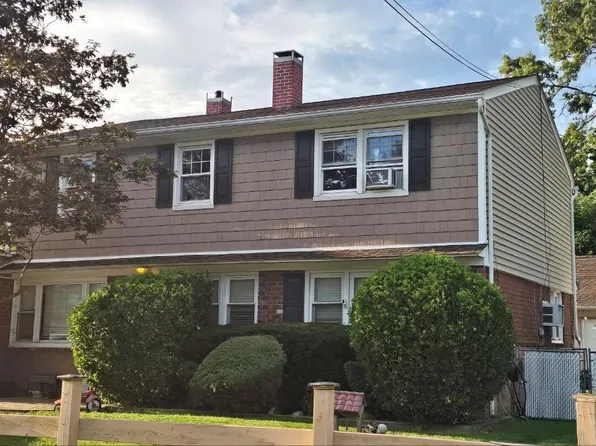 81 Baltimore Avenue, Massapequa, NY 11758