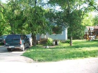 1311 Summit Ave, Aurora, IL 60505