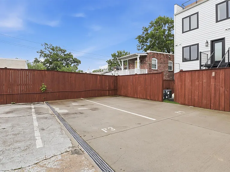 1222 Neal St NE #3 — Photo 22