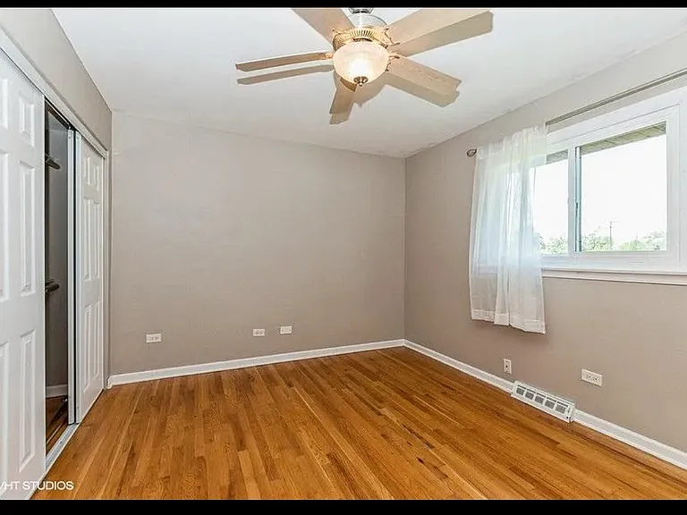 S Michael Dr — Photo 5