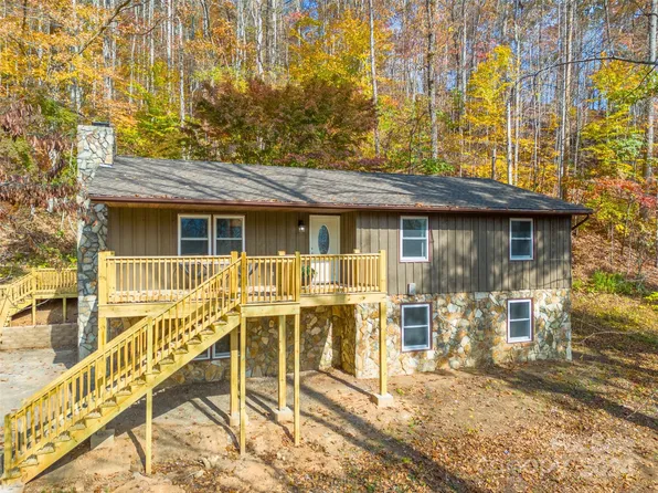 266 Wildwood Dr, Sylva, NC 28779