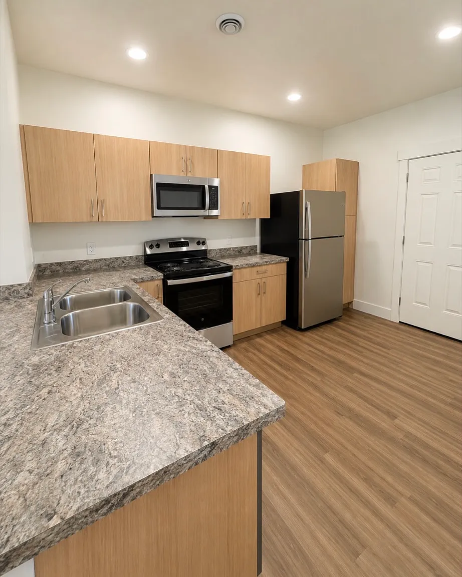 2 bed, 1.5 bath, 1024 sqft, $1,750 — Photo 2