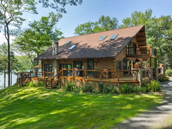 44 Stone Point Lane, Boothbay, ME 04537