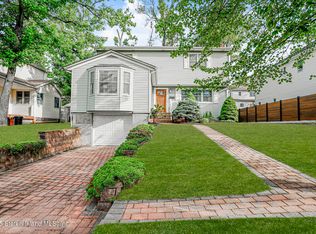 97 Kinghorn St, Staten Island, NY 10312