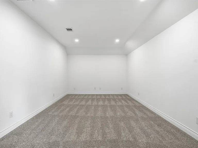 14130 Aspen Woods Ct — Photo 24