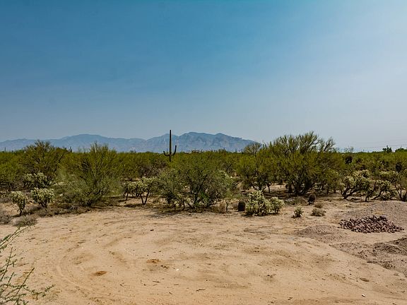 2nd image of 4845 W Calle Corto
