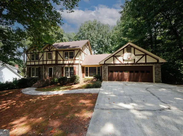 2994 Ravenwolfe Way, Snellville, GA 30039