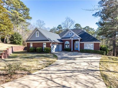 111 Greystone Ct, Smiths Station, AL, 36877