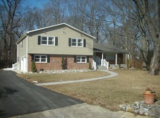 119 Mona Ct, Cherry Hill, NJ 08003