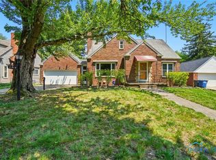 2818 Densmore Dr, Toledo, OH 43606