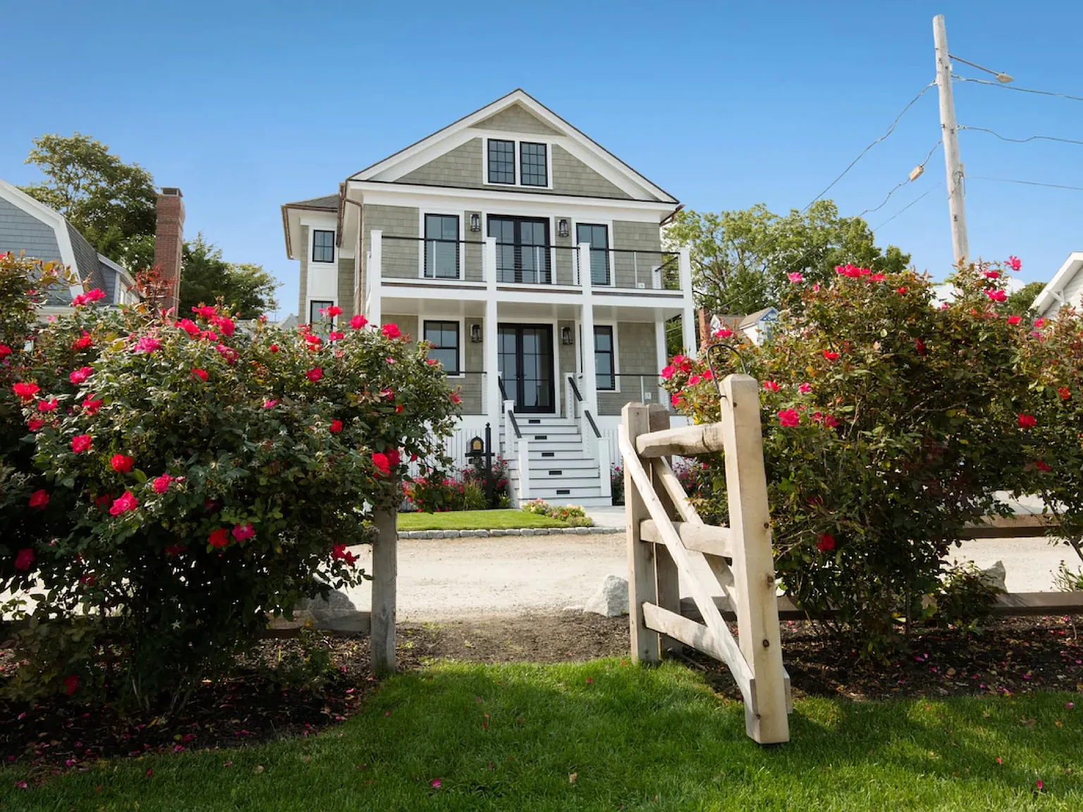 4 bed, 3100 sqft, $10,000 — Photo 2
