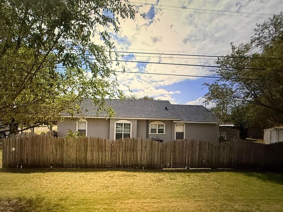1st image of 302 S Beaumont St