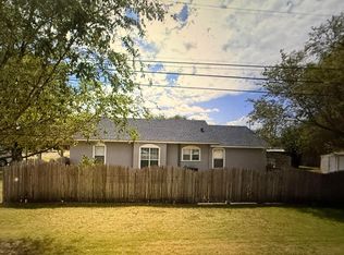 302 S Beaumont St, Booker, TX 79005