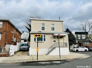 6229 64th St, Middle Village, NY 11379
