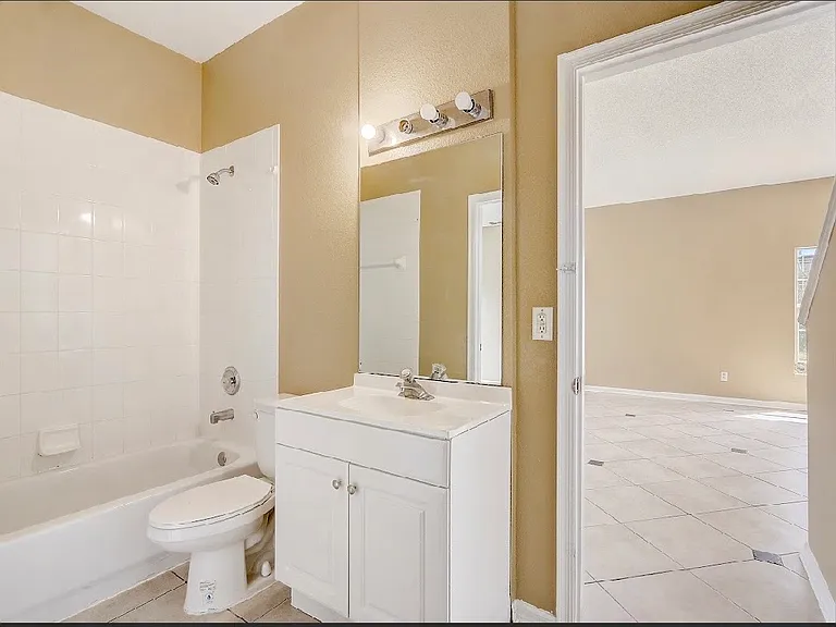 112 Ivybrook Ct — Photo 6