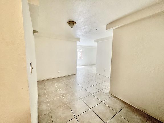 5th image of 620 N Louise St #108