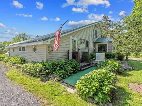 436 Albion Cross Rd, Altmar, NY 13302