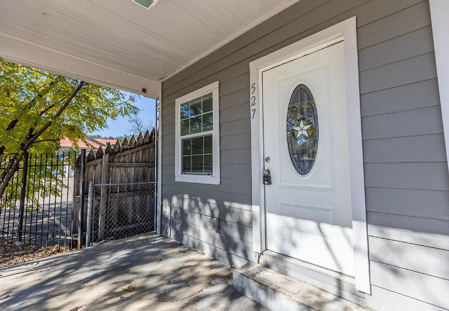 1 bed, 1.0 bath, 1069 sqft, $1,150 — Photo 4