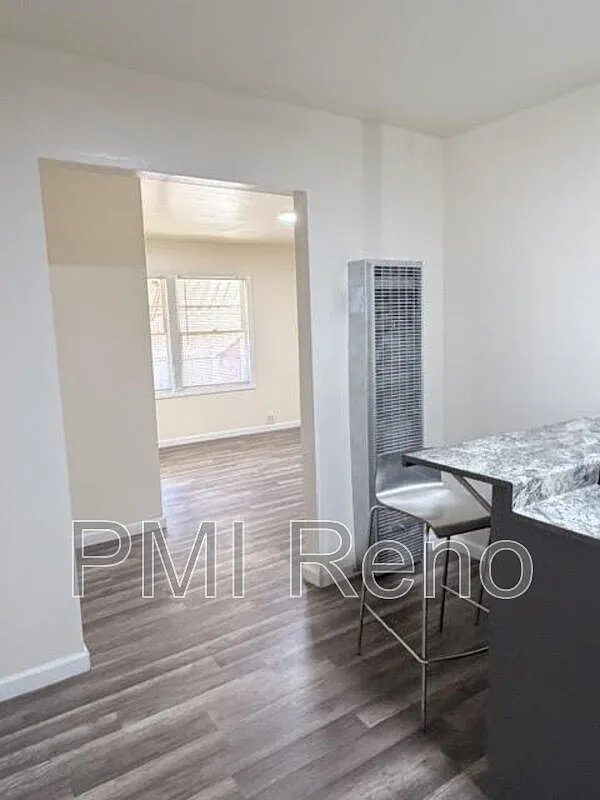 1 bed, 1.0 bath, $1,350 — Photo 3