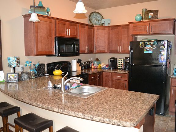 5th image of 2810 E Brome Pl