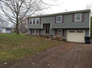 4255 Heather Dr, Marion, NY 14505