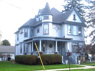 330 W 6th St, Appleton, WI 54911