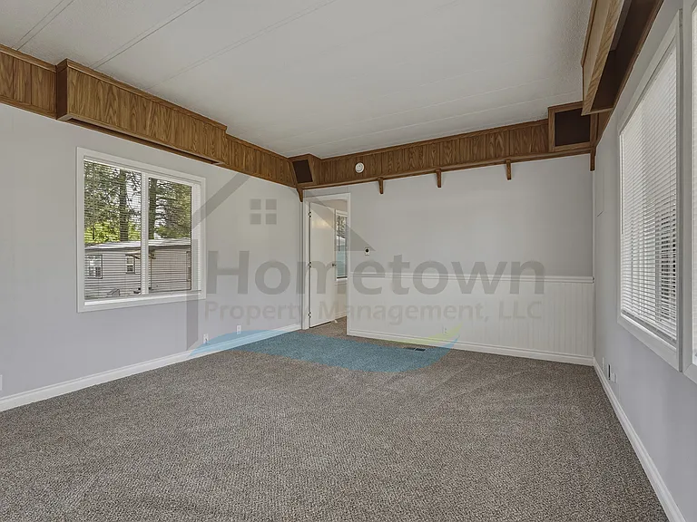 468800 N Highway 95 #15 — Photo 15