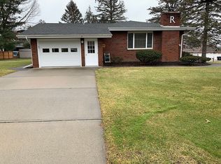 4 Sterling Ave, Troy, NY 12180