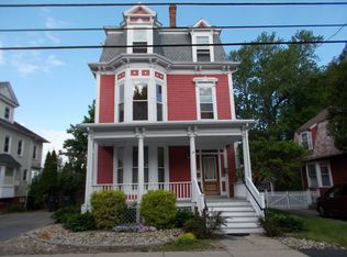 104 Webster St, Haverhill, MA 01830