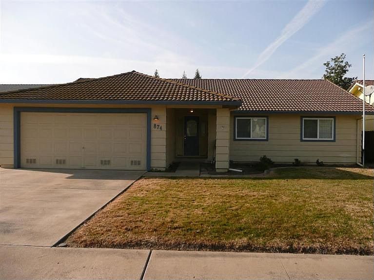 1st image of 874 Cloverland Way