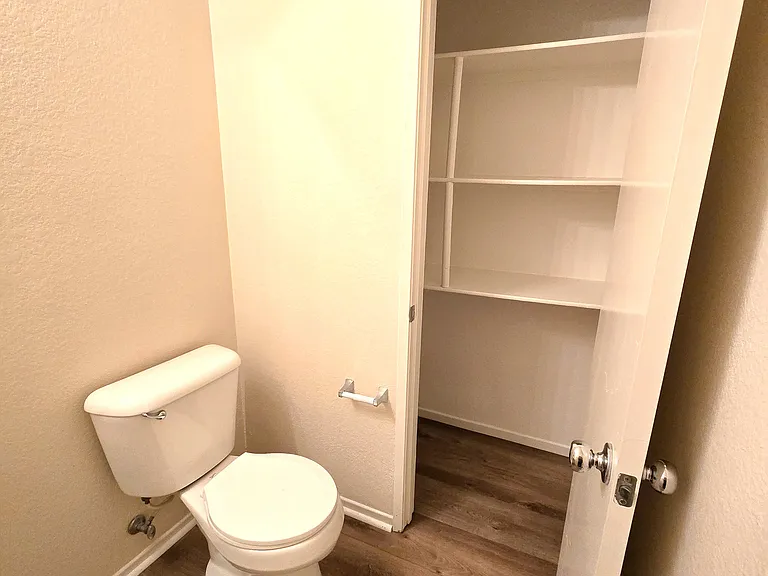 29270 Wrangler Dr — Photo 12
