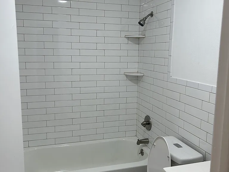 310 E Frances Ave #C — Photo 2