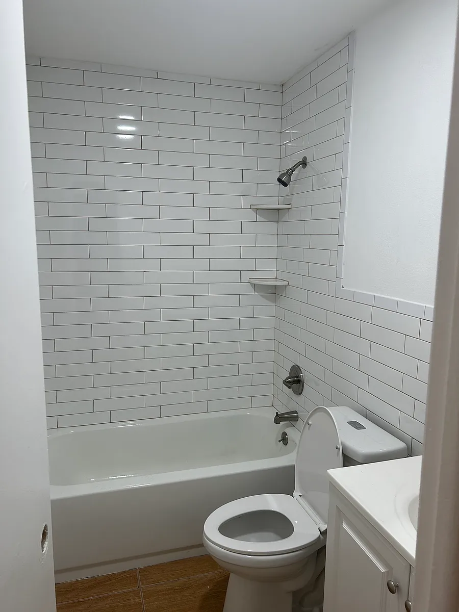 Building Photo - 310 E Frances Ave #C