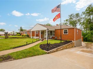260 Bluemont Dr, West Mifflin, PA 15122