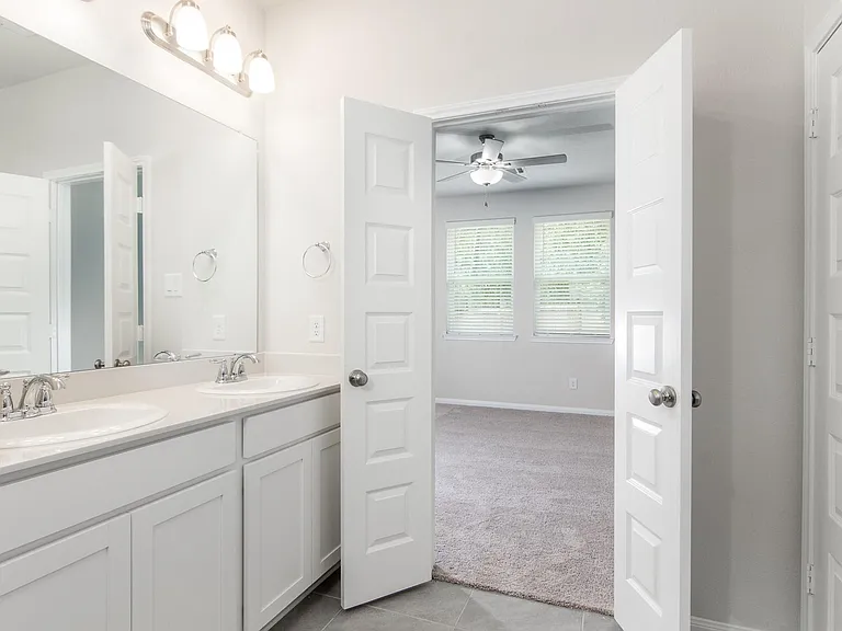 18565 Meadow Point Ln — Photo 13