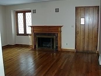 3rd image of 3704 Woodlawn St